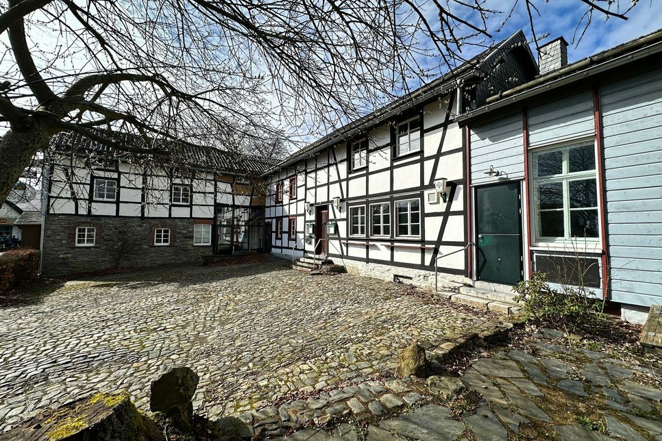 Es ist ruhig geworden im Mützenicher »Nassenhof«. Die Kultstätte mit Tanzsaal, Restaurant und Gästezimmern steht zum Verkauf.