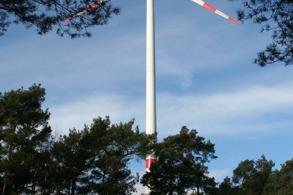 Symbolbild Windrad: Die Verbandsgemeinde Schweich hat bei der Planung von Vorranggebieten für die Nutzung der Windenergie eine weitere Niederlage hinnehmen müssen. Foto: FF