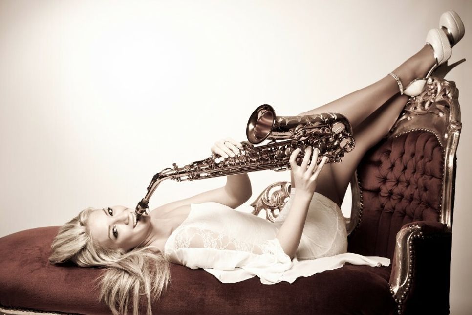 und die Saxofonistin Isabella Romme setzen die musikalischen Highlights bei der Sommerparty im Kurpark.