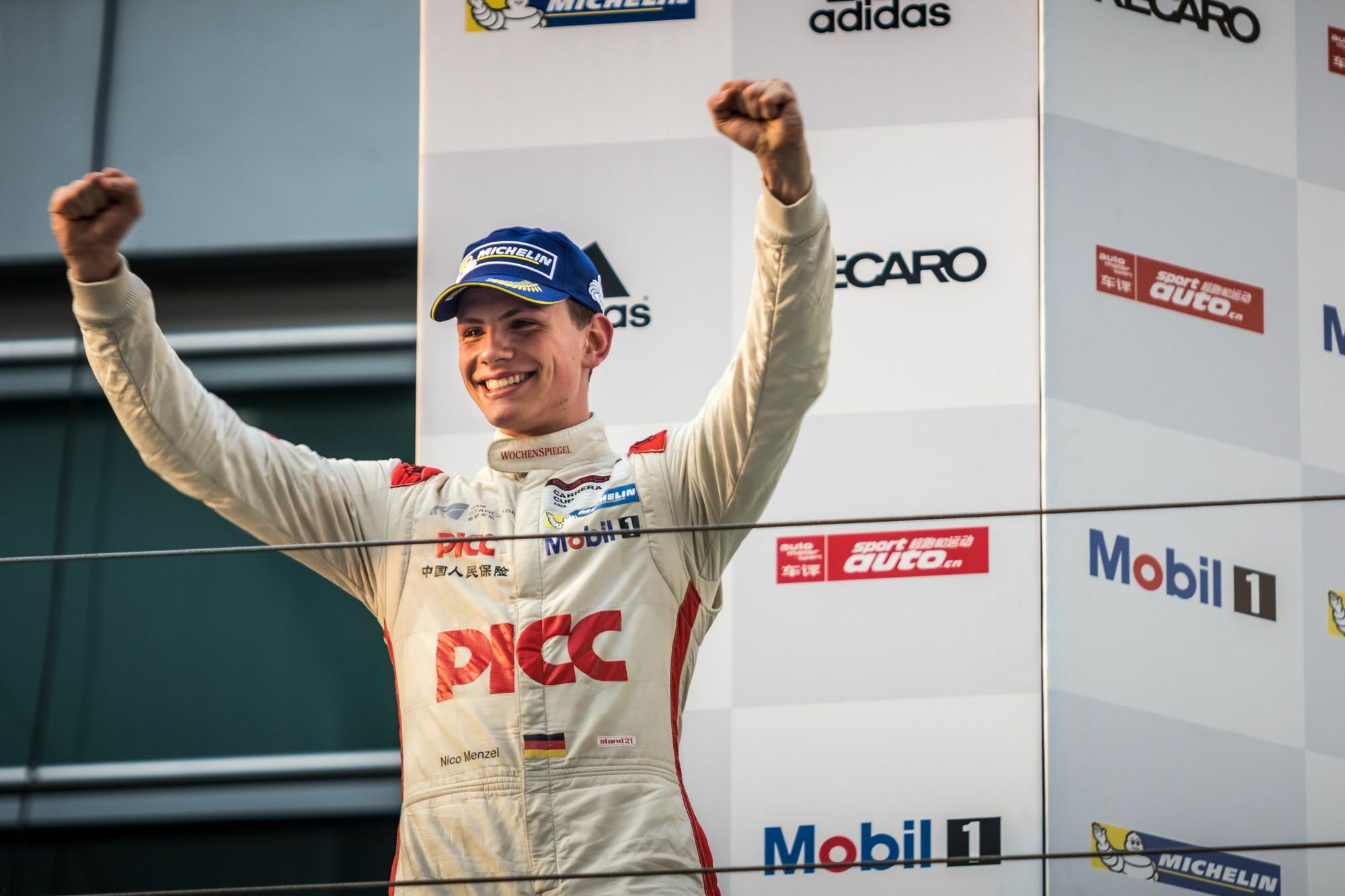 Nico Menzel siegt beim Carrera Cup Asia Ahrtal / Adenau Wochenspiegel