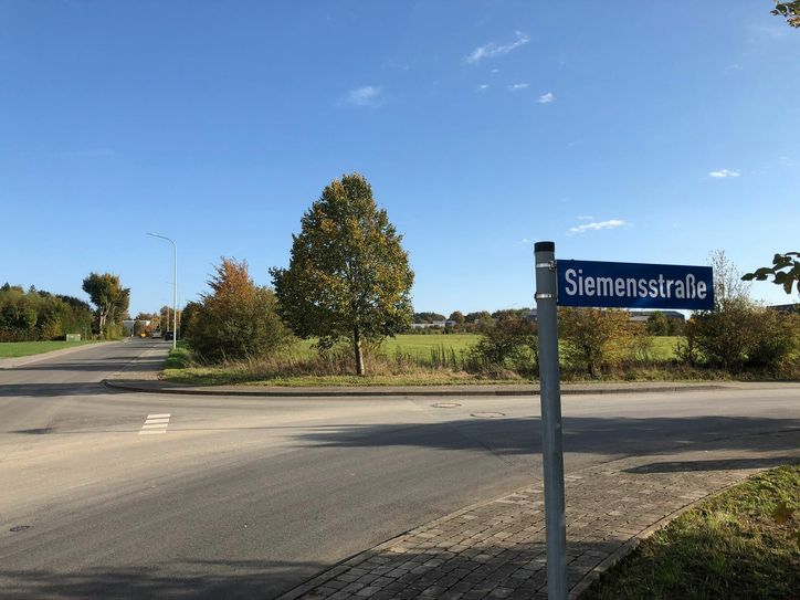 Mit der Investition der Familie Weiss wird im Rollesbroicher Gewerbegebiet die letzte große Baulücke geschlossen. Foto: T. Förster