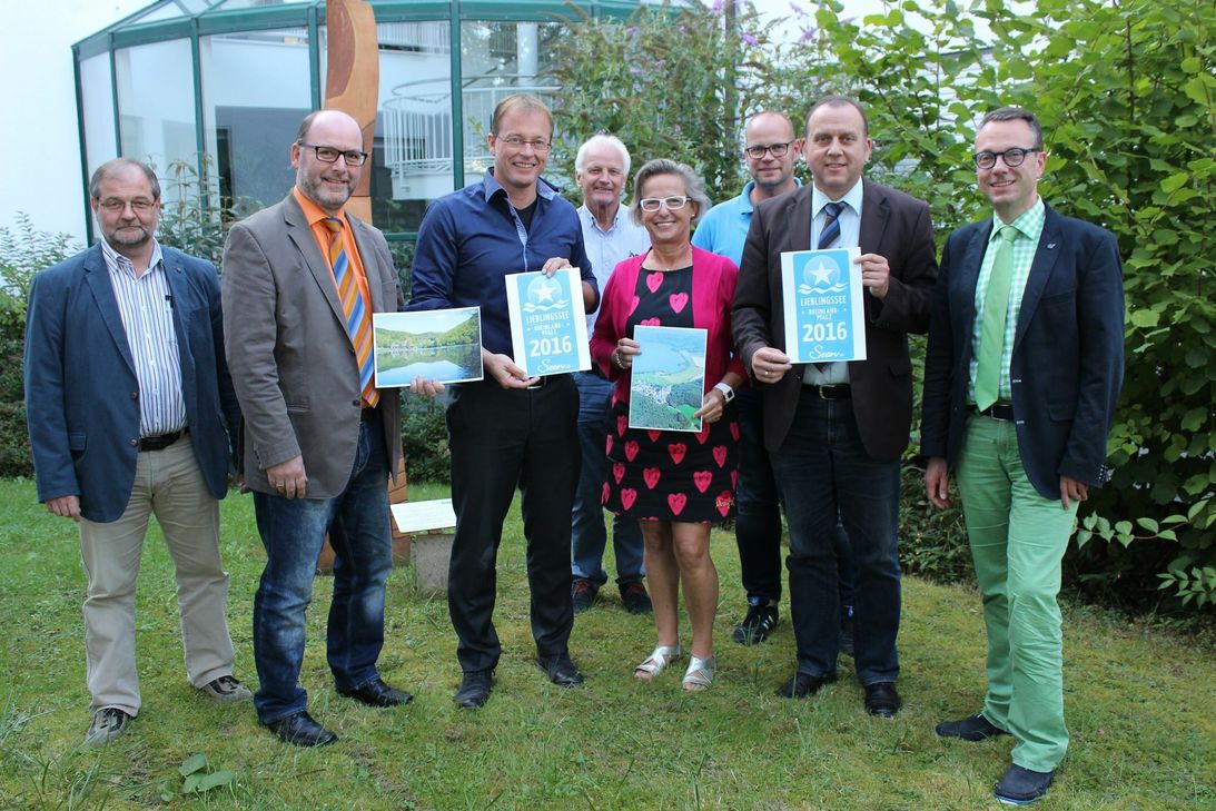 Die Verbandsmitglieder des Zweckverbands Ferienregion Laacher See freuten sich über den zweifachen Sieg für die Vulkanregion.