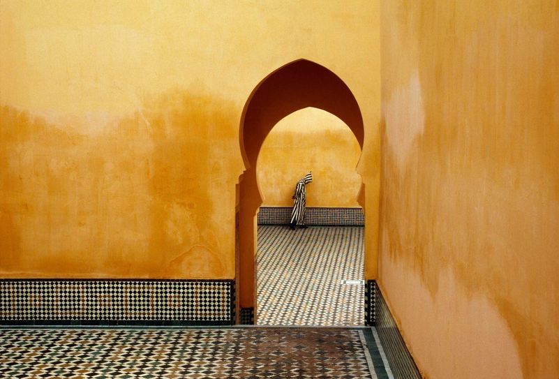 Bruno Barbey, MOROCCO. Meknes. Moulay Ismael Mausoleum (Muslim shrine). 1985