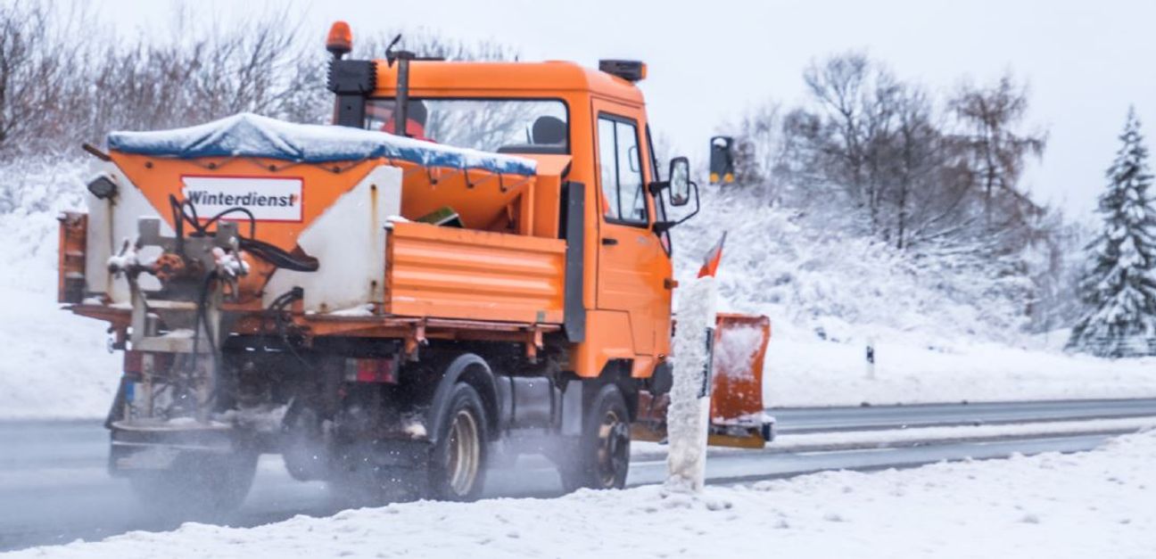 Erschwerte Bedingungen bei der Müllabfuhr im Winter.