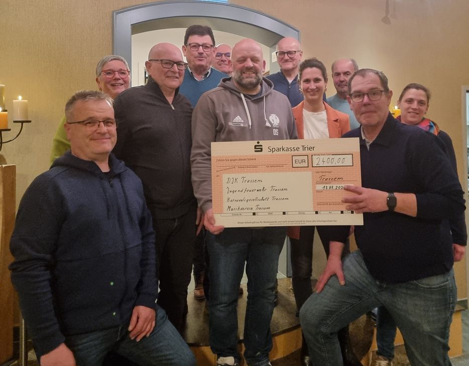 Der Förderverein „Mir senn Trassem e.V.“ hat vier ortsansässige Vereine mit einer großzügigen Spende von jeweils 600 Euro unterstützt.