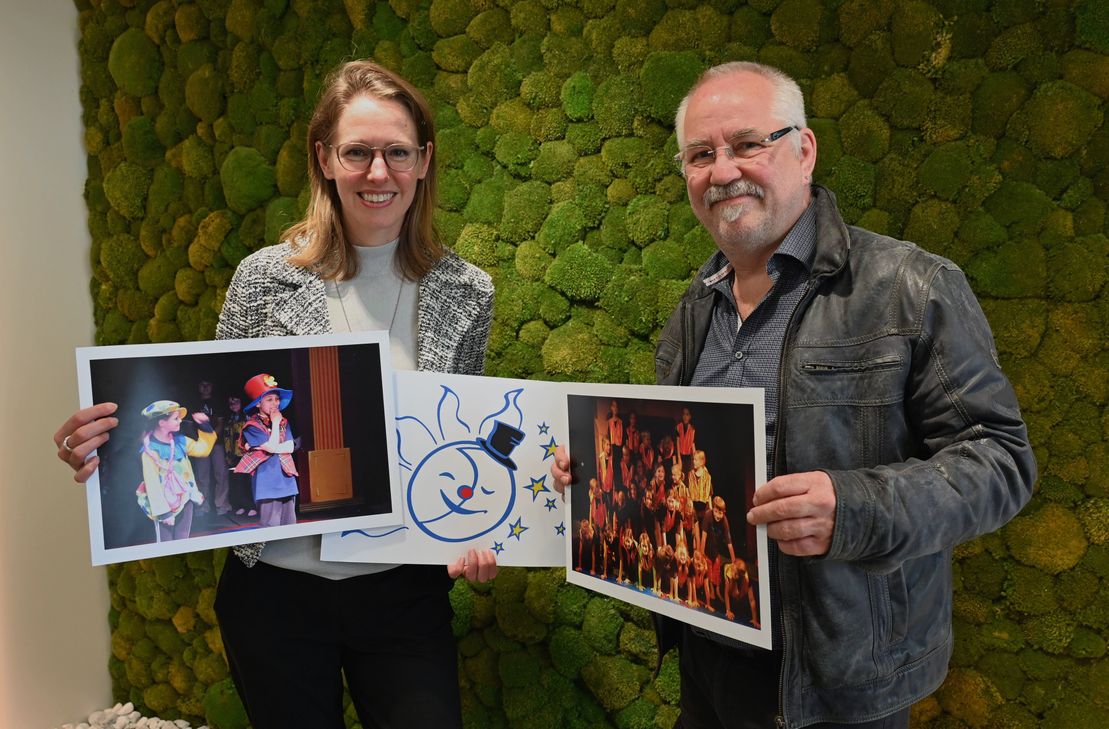 Judith Urban von der Raiffeisenbank Eifel und Jugendpfleger Ralf Pauli vom Amt für Kinder, Jugend und Familie der StädteRegion Aachen freuen sich schon heute auf jede Menge Zirkus mit den Kindern aus der Nordeifel.