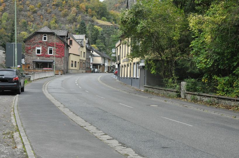 In diesem Bereich wird eine Ampel den Verkehr regeln.