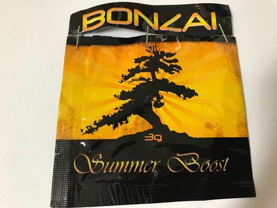 So harmlos sehen die Tütchen aus... Fotos: Polizei Trier