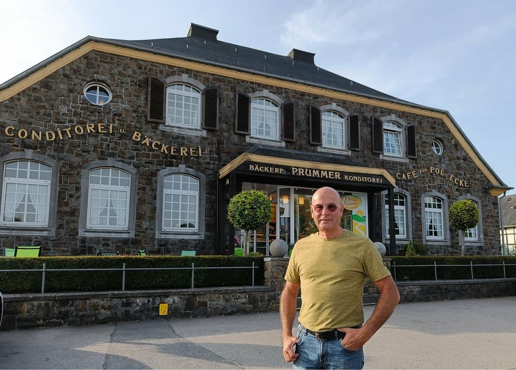 Bäckermeister Harald Prümmer aus Lammersdorf ist der Schritt nicht leicht gefallen. Aber allein aufgrund der explodierenden Gas- und Rohstoffpreise sowie des Fachkräftemangels wird er die Traditionsbäckerei ab September sonntags bis auf weiteres schließen.