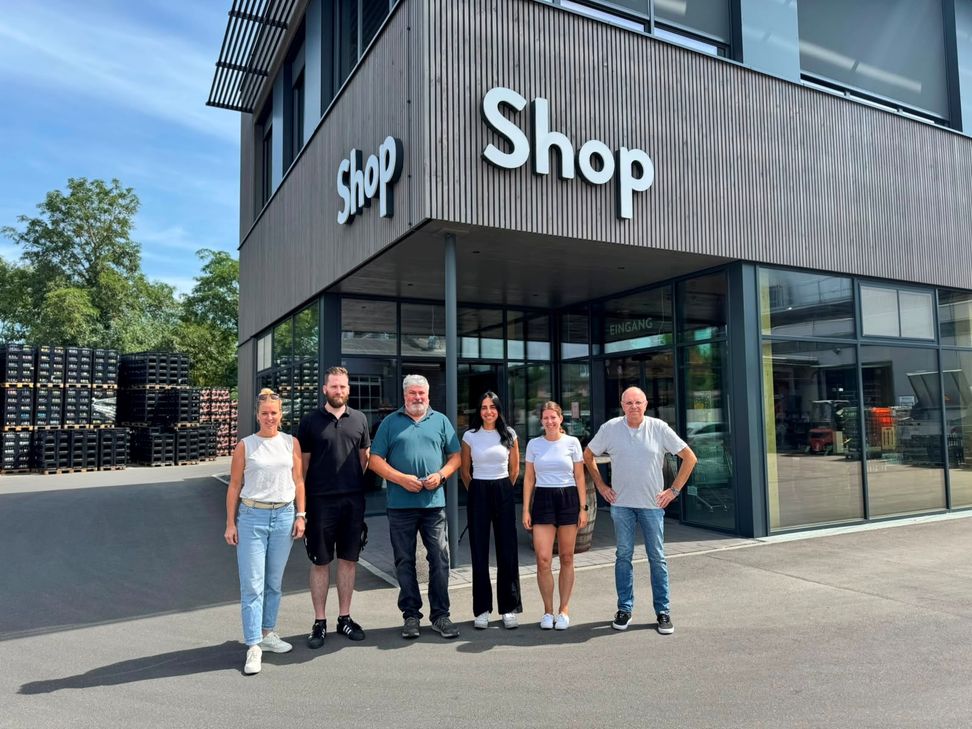 Die „Hoffnungsradler“ können kommen. Letzte Arbeitssitzung (von links): Eva Ivo, Sebastian Kropf, Stadtbürgermeister Achim Grün, Tabassom Torakai, Annika Hück und Stefan Pauly.