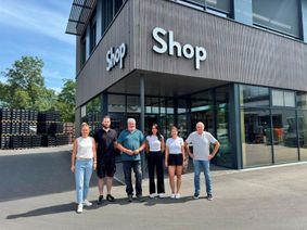 Die „Hoffnungsradler“ können kommen. Letzte Arbeitssitzung (von links): Eva Ivo, Sebastian Kropf, Stadtbürgermeister Achim Grün, Tabassom Torakai, Annika Hück und Stefan Pauly.