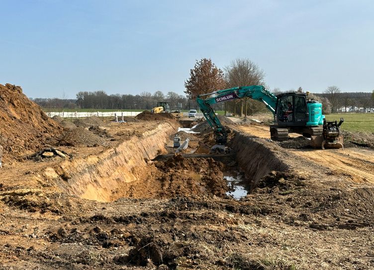Bauarbeiten an der Eichenallee (Ende März).
