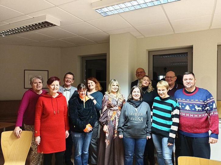 Die Akteure der »Mayenspieler« freuen sich darauf, dem Theaterpublikum zwei neue Stücke präsentieren zu können.