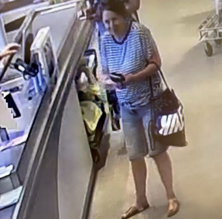 Sie wurde zuletzt am 11. August gegen 14.30 Uhr in zwei Geschäften im Bereich Am Leukbach in Saarburg gesehen.