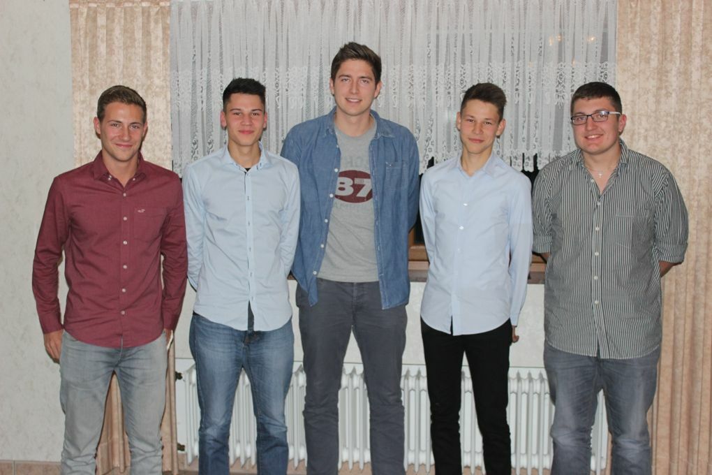 Der erste Vorstand (v.li.): Marius Larres, Jan Griskewitz, Alexander Wolter, Lars Griskewitz und Nico Hilger.