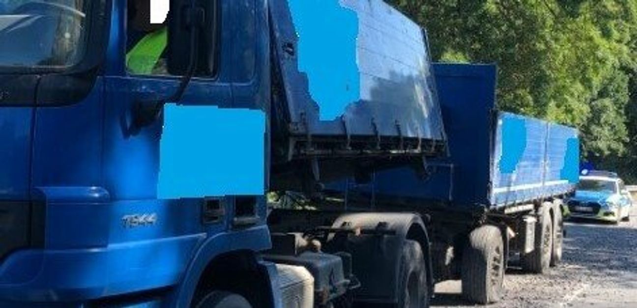 Verlorene Ladung beeinträchtigte Verkehr.