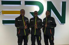 Im Rahmen des Projekts "zubee" haben drei junge Männer aus Ruanda im Herbst 2023 ihre Ausbildung bei ERN Elektrosysteme in Simmern begonnen. Über diese Möglichkeit der Zuwanderung in den hiesigen Arbeitsmarkt sowie über andere Aspekte der Fachkräfteeinwanderung informiert und diskutiert der Regionalrat Wirtschaft im Rahmen der Kampagne Gelobtes Land während einer Veranstaltung am 8. April: Eingeladen sind Unternehmen, Politik, Akteur*innen aus Wirtschaft, Sozialverbänden und Zivilgesellschaft.