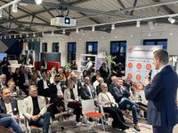 Landrat Markus Ramers begrüßte die Gäste bei der Verleihung "Social Entrepreneur des Jahres im Kreis Euskirchen".