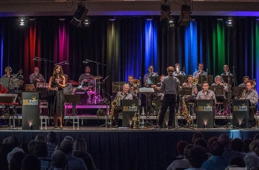 Big Band "Unlimited".