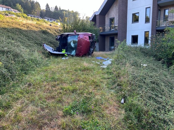 Unfall auf der L 175 nahe des Ferienparks Hambachtal