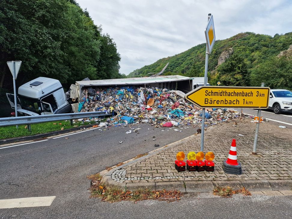 Ein schwerer Lkw-Unfall ereignete sich am Morgen auf der B 41 bei Bärenbach