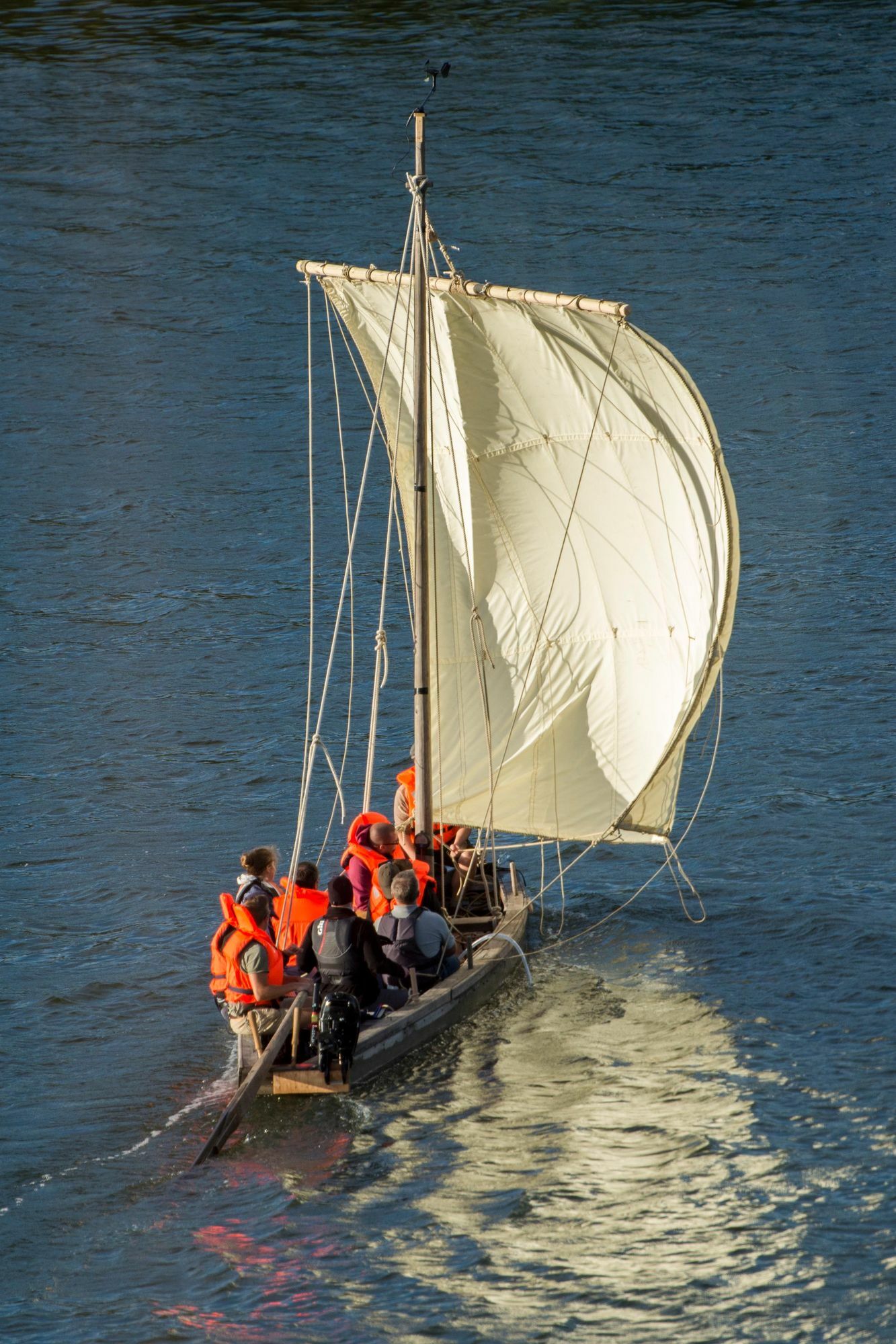 Erfolgreicher Segelversuch auf der Mosel. Foto: Ralf Kreutzfeld