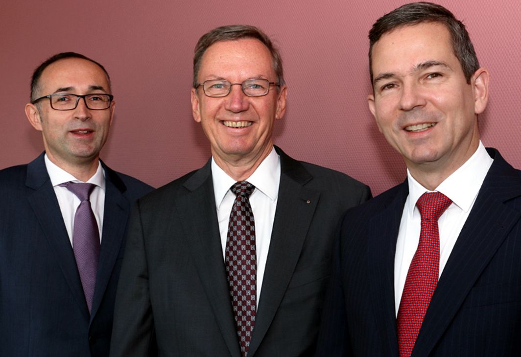 Der aktuelle Sparkassenvorstand (v.l.):  Martin Grünen, Vorsitzender des Vorstandes Günther Passek und Dr. Peter Späth Foto: Sparkasse