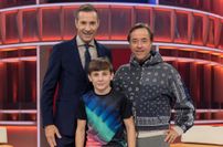 Nico bei „Klein gegen Groß“ mit Moderator Kai Pflaume (l.) und Schauspieler Jan Josef Liefers