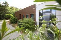 Nach dem Brand vor knapp zwei Wochen konnte das Mechernicher Krematorium am Dienstag, 21. Mai, wieder seinen Betrieb aufnehmen. Das teilte Geschäftsführer Matthias Scharlau jetzt mit.