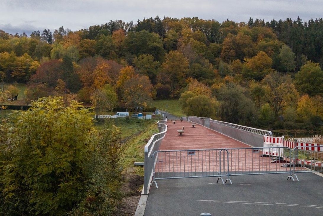 Am Eiserbachdamm wird noch gebaut.