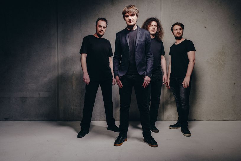 Eine Mischung aus Rock und Punk präsentiert die Band »Madsen« am Rursee. Foto: MADSEN