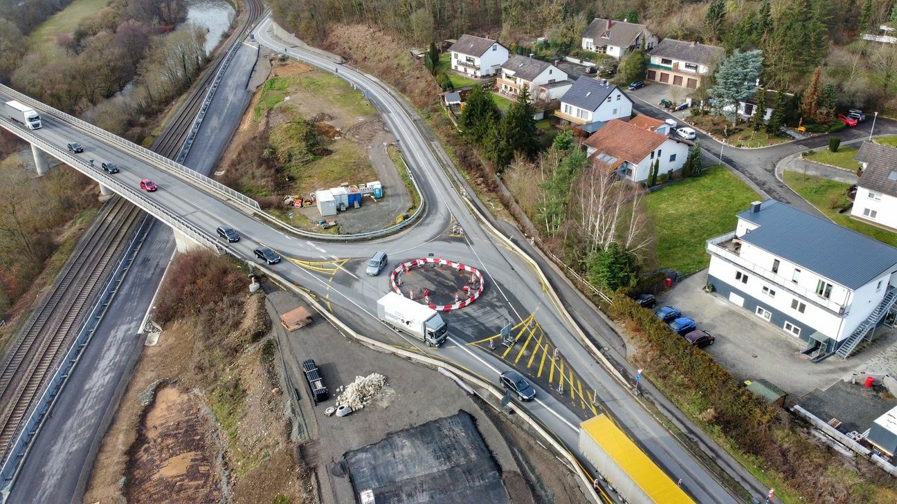 Die Großbaustelle Hochstetten-Dhaun aus der Vogelperspektive. Foto: Sebastian Schmitt.
