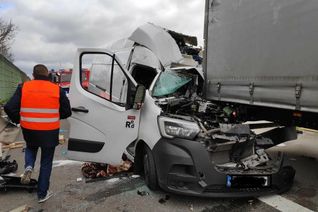 Am Mittwoch kam es auf der B 61 erneut zu einem schweren Verkehrsunfall.