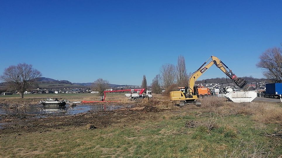 Die Mäharbeiten konnten abgeschlosen werden.