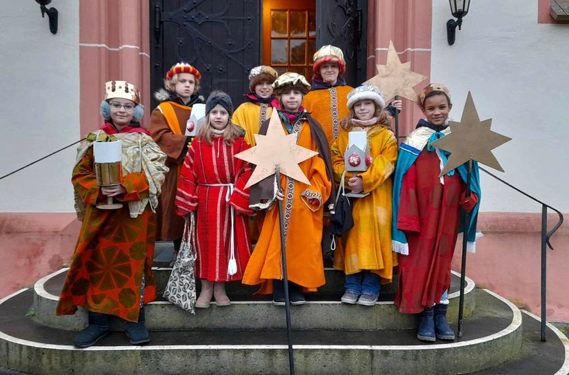 Einige der Sternsinger.