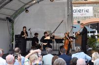 Das Ensemble Interchange.