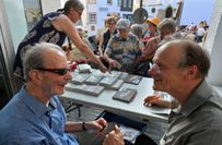 Signierstunde mit Selge und Reitz für das Filmbuch.