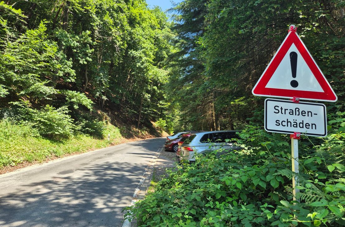 Die Straße "Im Karrenbachtal" in Ehrang befindet sich in einem desolaten Zustand und ist eines von vielen Projekten der Stadt Trier.