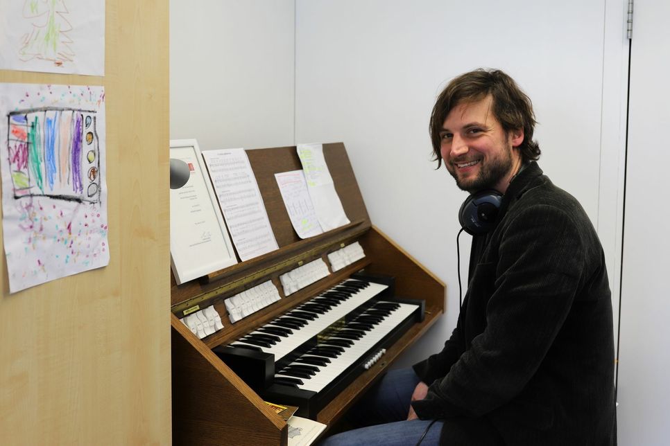 Andreas Diewald macht zwei Ausbildungen der Kirchenmusik im Bistum Trier. Foto: FF