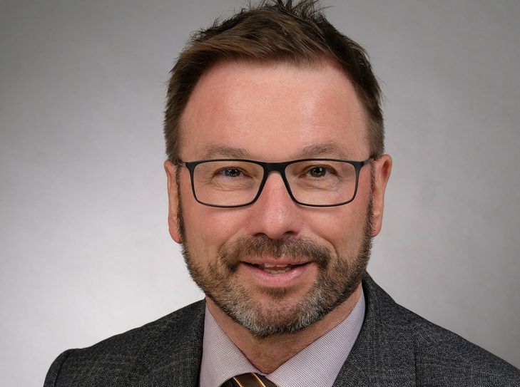 OB Treis ist für die Bürger telefonisch zu sprechen. Foto: Stadt Mayen