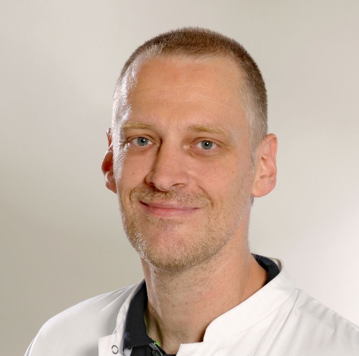 Hr. Gunnar Kessler, Leitender Arzt der Zentralen Notaufnahme am Verbundklinikum, wurde zum Stellvertreter ernannt.