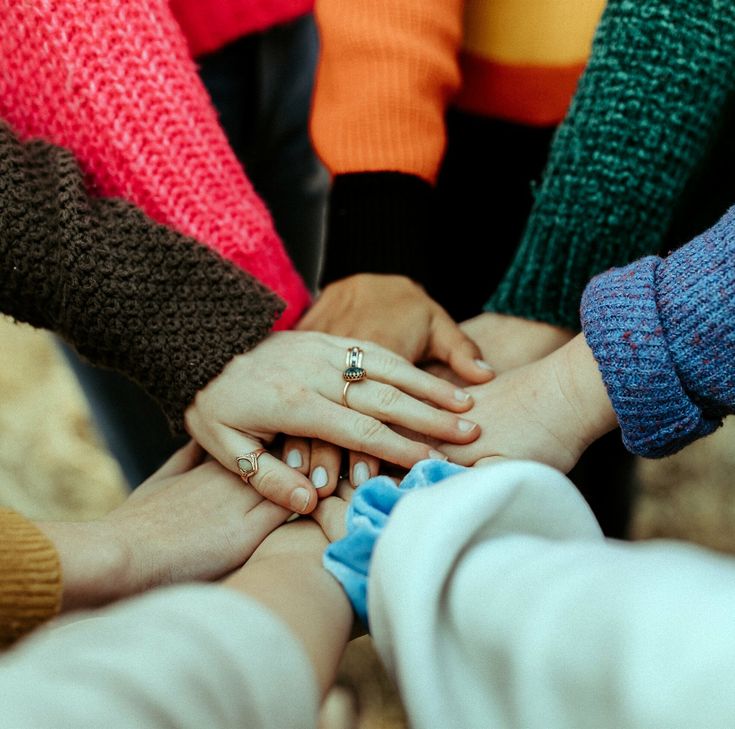 Die Ehrenamtsbörse der Stadt sucht erhrenamtliche Helferinnnen und Helfer.