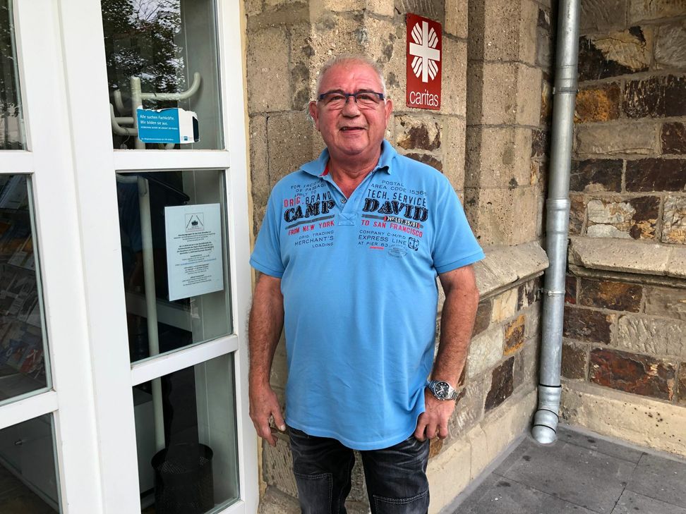 "Stürzen ist keine Schande – nur das Liegenbleiben" macht Norbert Fischer Mut, sich der Sucht zu stellen.