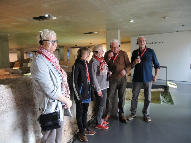 Die Römerthermen haben ihre neuen Audioguides vorgestellt. Foto: I. Klug / Römerthermen Zülpich – Museum der Badekultur