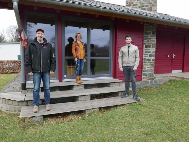 Marlene Ungermann mit den mobilen Lebensmittlern, Udo Heck (l.) und Marvin Möhrer. Foto: Bougeret