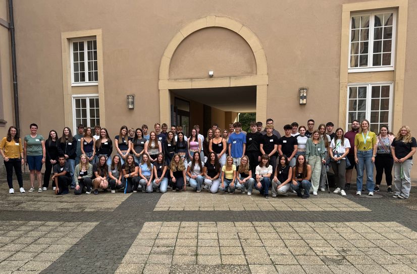 Firmlinge aus dem Pastoralen Raum Daun verbringen als erste Gruppe ein Wochenende im neuen Jugend- und Gästehaus des Bistums Trier.