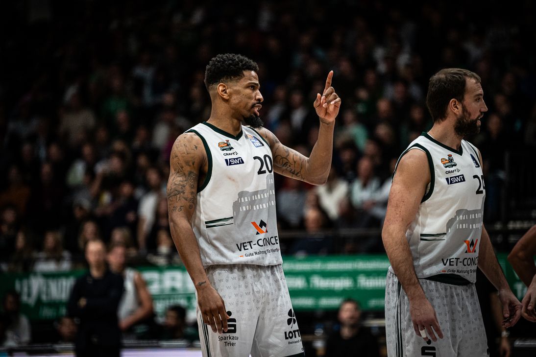 Urald King (links) und JJ Mann.