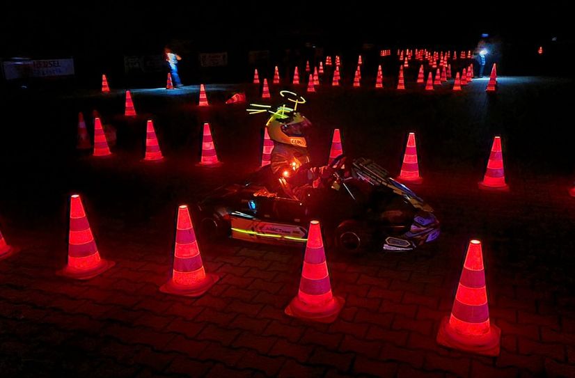 Schlussakkord beim HAC mit dem Nachtkartslalom.