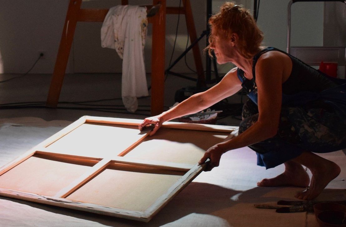Die niederländische Künstlerin Catharina de Rijke präsentiert neben Peter Mönnig und Ulrike Rosenbach ihre Werke in der Ausstellung "Dada - Die Kunst des Absurden" im K10 in Reil aus.
