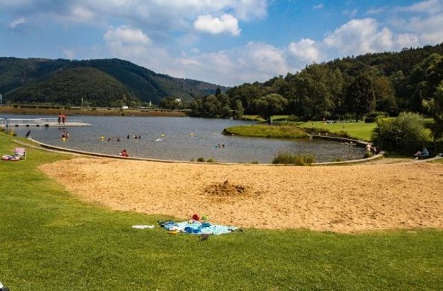 Ein »gut« gab es für die Badequalität im Rurberger Eiserbachsee. Im Rursee ist das Schwimmen sogar ausgezeichnet - sowohl in der Woffelsbacher Bucht wie am Einruhrer Naturfreibad.
